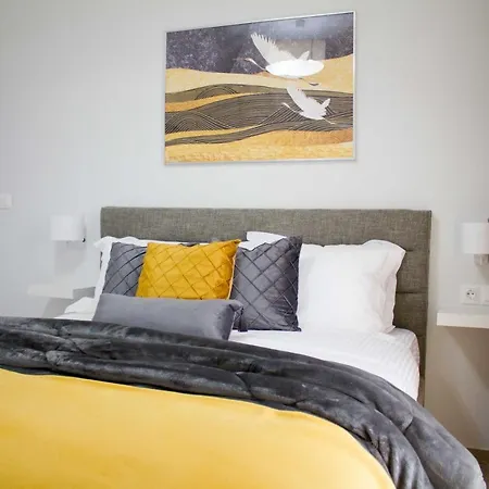 Ermis Mini # 3 Chalkís